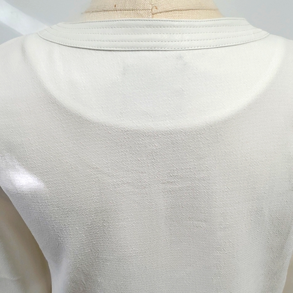 NEW Women's Lightweight White Jacket Size Small - Picture 6 of 10